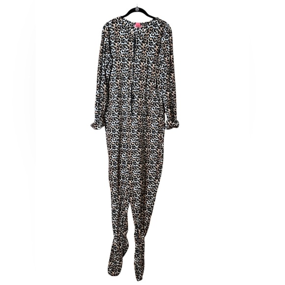 *COSTUME*  Tarea by Rue 21 Footed Leopard Plush Jumpsuit – Size XL - Picture 1 of 5